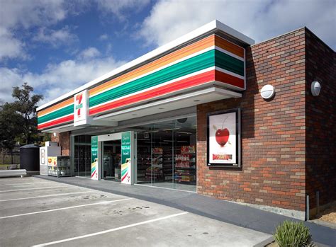 is 7 eleven a retail store